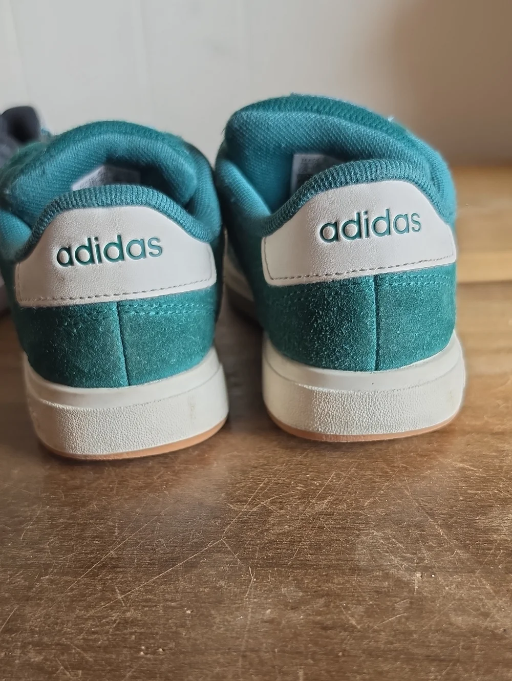 adidas this pairs